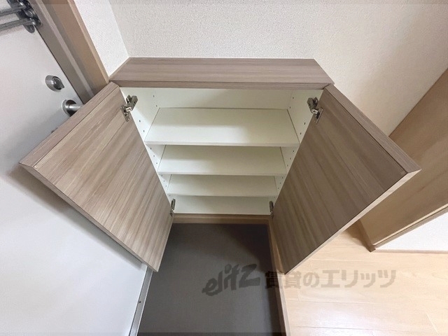 収納　下駄箱