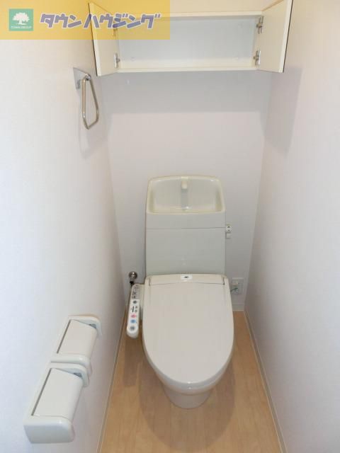 トイレ　ウォシュレット完備です