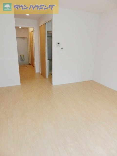 その他部屋・スペース　別角度から見た居室です