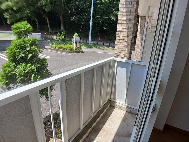 バルコニー　広々としたバルコニーです