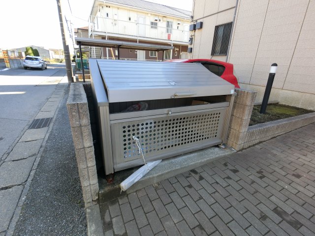 ＪＲ内房線 姉ケ崎駅 徒歩14分 2階建 築23年の外観写真