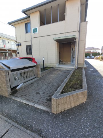 ＪＲ内房線 姉ケ崎駅 徒歩14分 2階建 築23年の外観写真