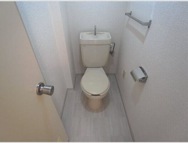カームハイツ2番館のトイレ写真