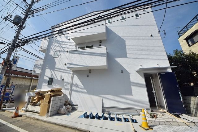エンペリアークの外観写真