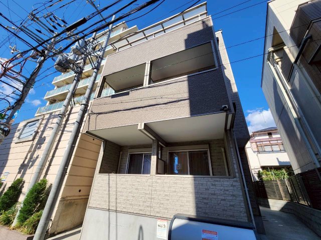 建物外観　詳細は、RISUMO吹田店までお問い合わせ下さい♪