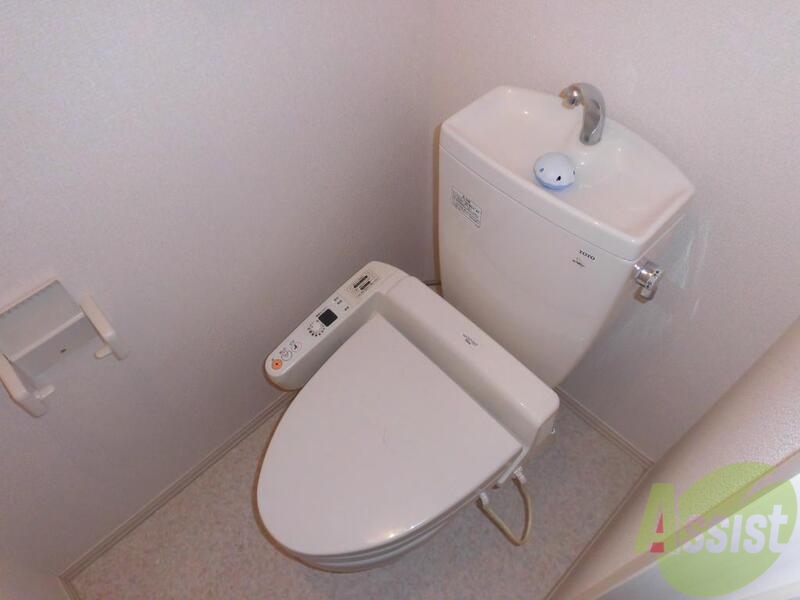 トイレ　温水便座付き