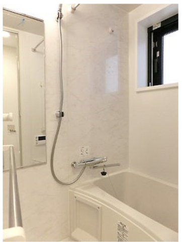 バス・シャワールーム　別部屋参考写真