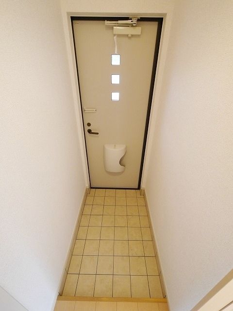 カトルセゾンIIの玄関写真