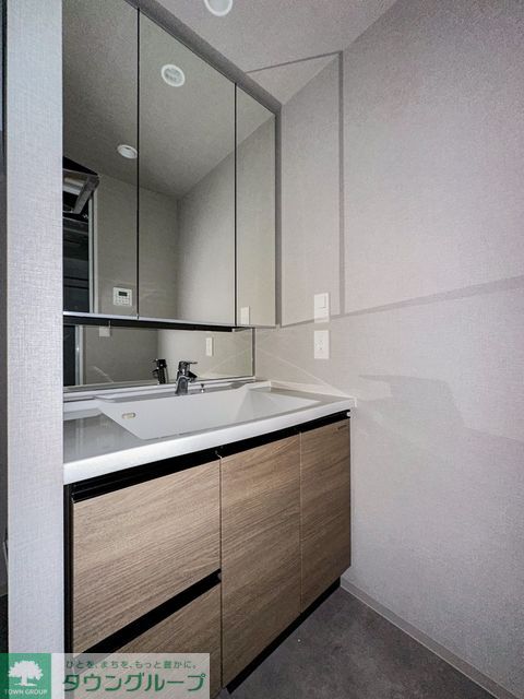 洗面設備　※写真は同タイプ住戸です。
