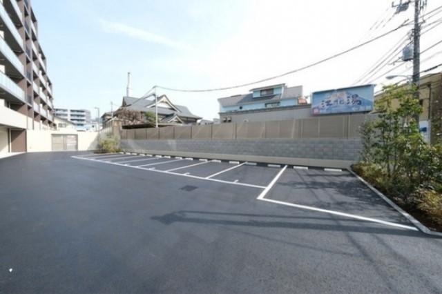 駐車場　駐車場