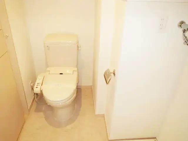 トイレ　シンプルで使いやすいトイレです