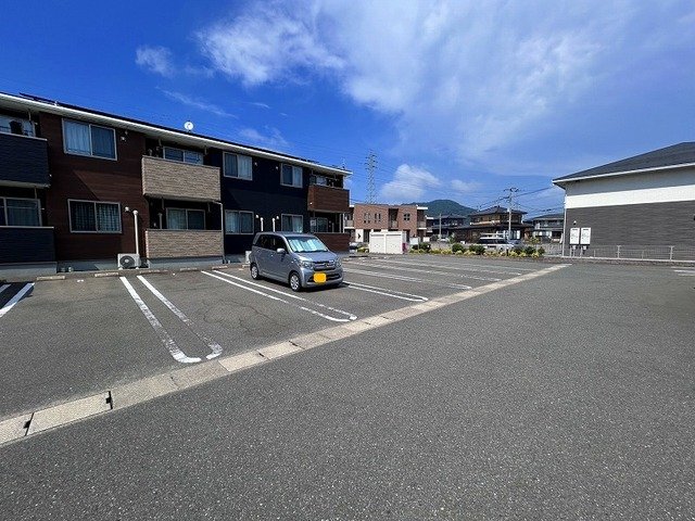 駐車場　カースペースがあります