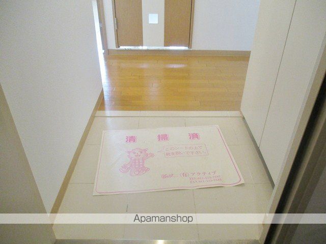 グランドタワー札幌の玄関写真
