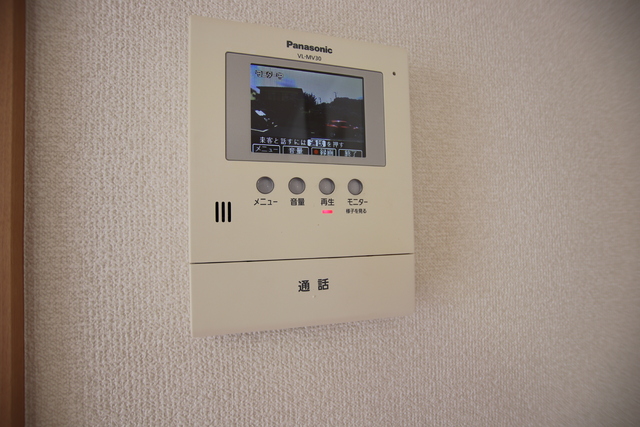 セキュリティ　来訪者の確認に便利なＴＶモニターホン