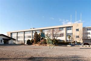 中学校　陽北中学校（中学校）まで1463m