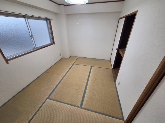 ライフェスト御影の居間写真