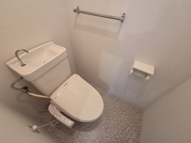 ライフェスト御影のトイレ写真