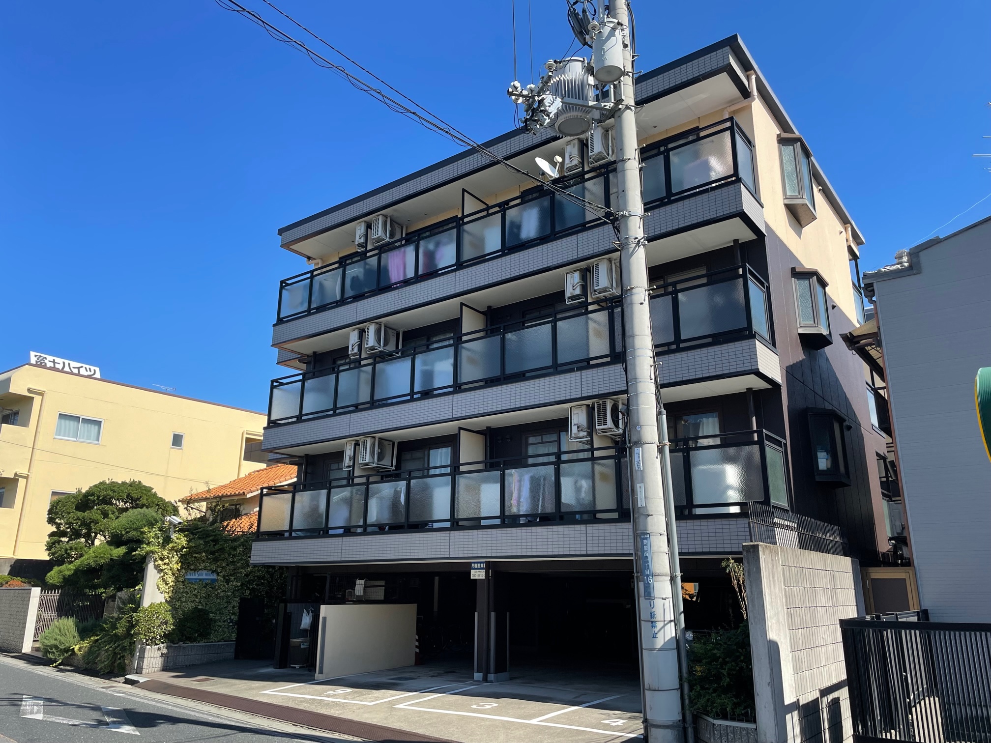 建物外観