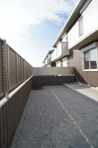 庭　図面と現状に相違がある場合には現状を優先