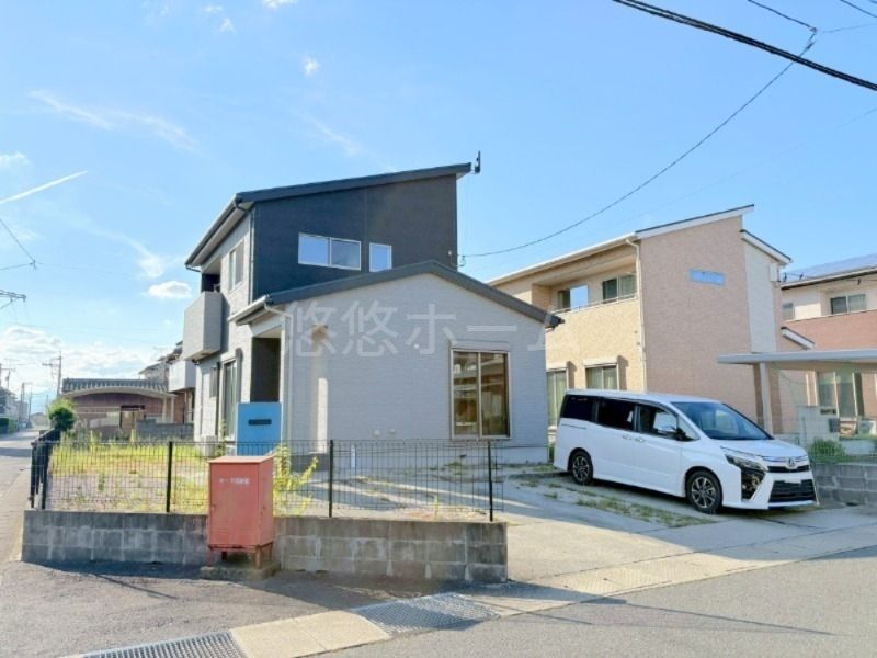 エントランス　清潔なエントランスです★