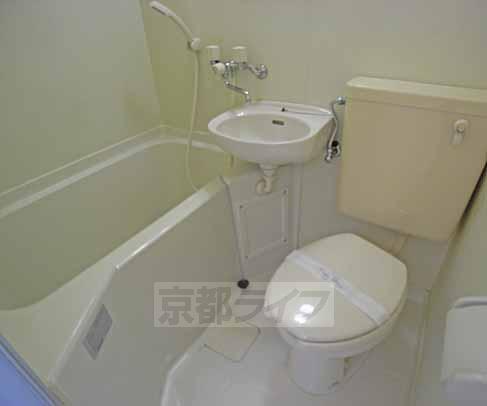 第20長栄イスズベル京都伏見のトイレ写真