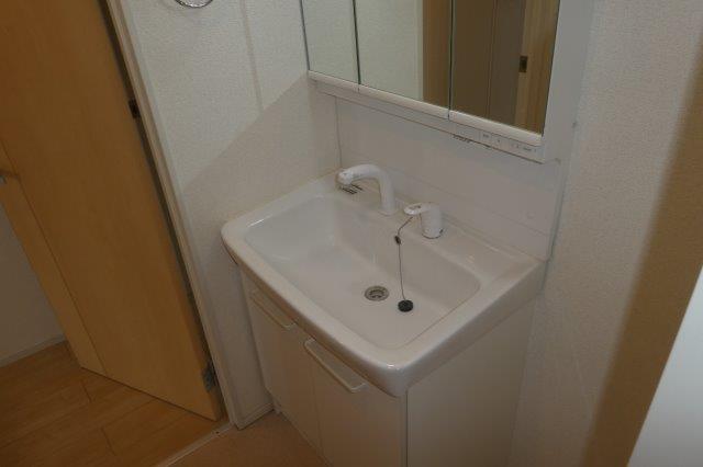 洗面設備　シャンプードレッサー