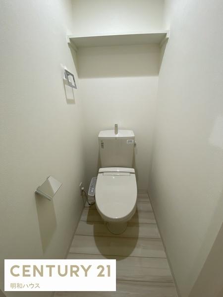トイレ　温水洗浄便座完備のトイレです◎
