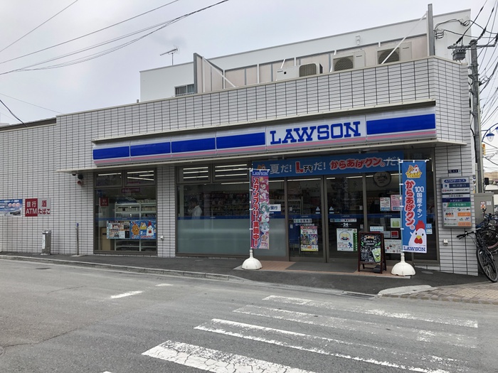 コンビニ　ローソン辻堂元町店（コンビニ）まで220m