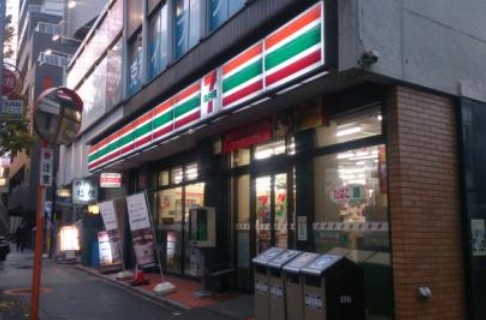 コンビニ　セブンイレブン渋谷本町店（コンビニ）まで301m