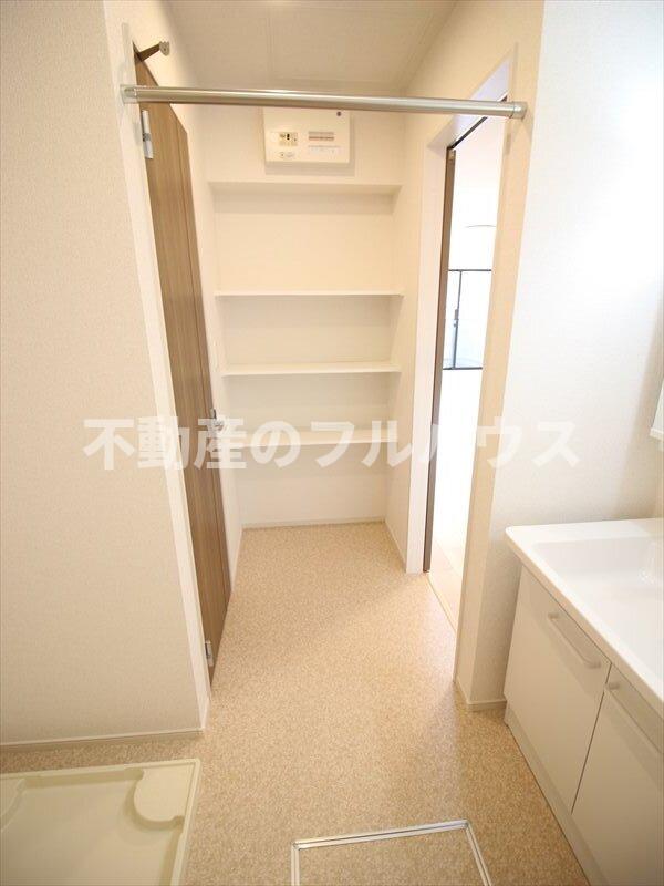 収納　写真は別室