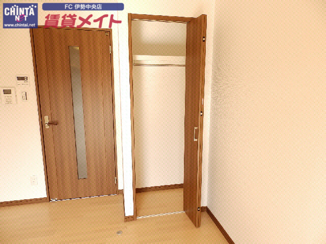 収納　クローゼット
