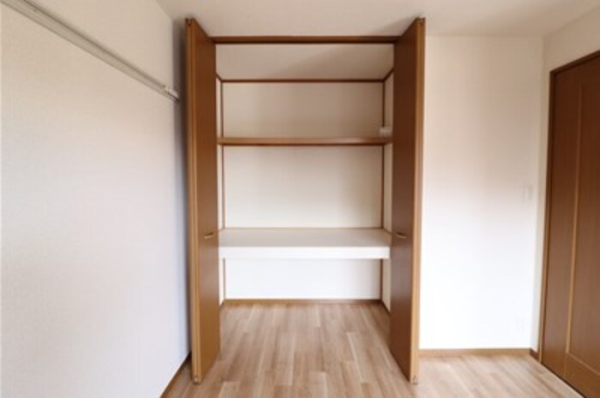収納　同建物別部屋写真