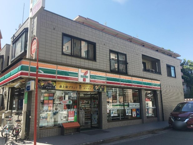 コンビニ　セブンイレブン 横浜菊名駅前店（コンビニ）まで929m