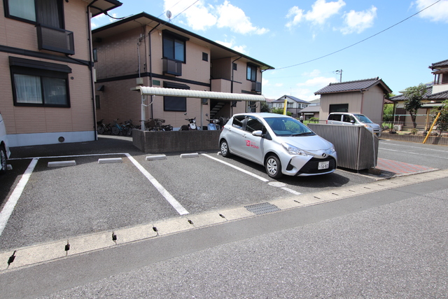 駐車場　空確認要です