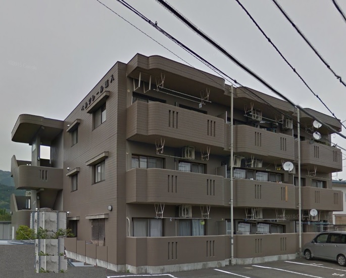 長野市川中島町四ツ屋のアパートの建物外観