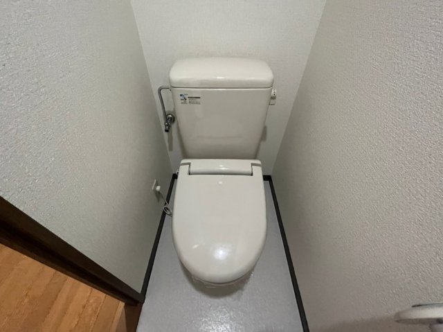 トイレ　サプリーム神田