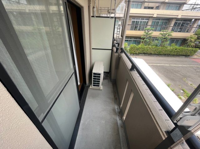 バルコニー　サプリーム神田