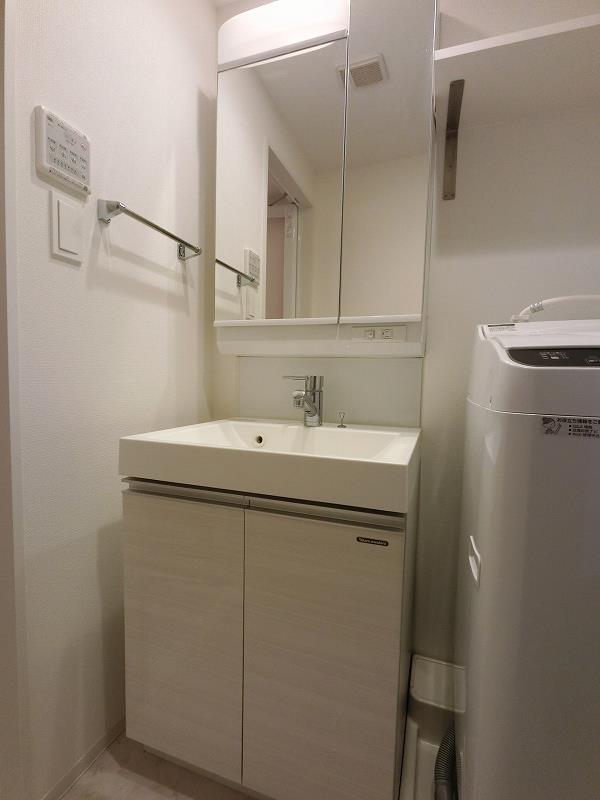 洗面設備　独立洗面台