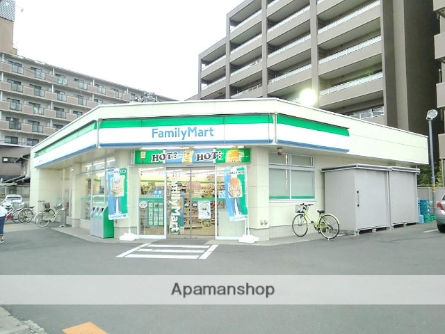 コンビニ　ファミリーマート 原尾島一丁目店（コンビニ）まで682m