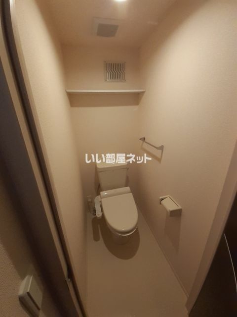 【ガーデン　サワーダのトイレ】