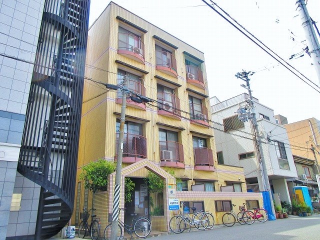 大阪市住之江区中加賀屋のマンションの建物外観