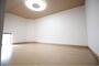 収納　３階の天井に天井裏の収納（ロフト）スペースあり。
