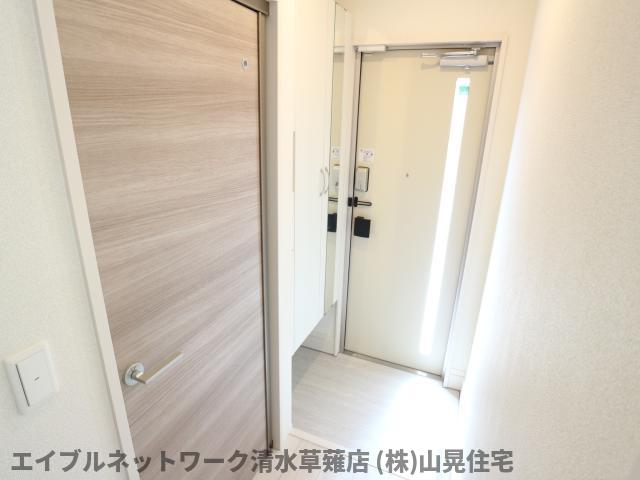 玄関　明るい玄関です