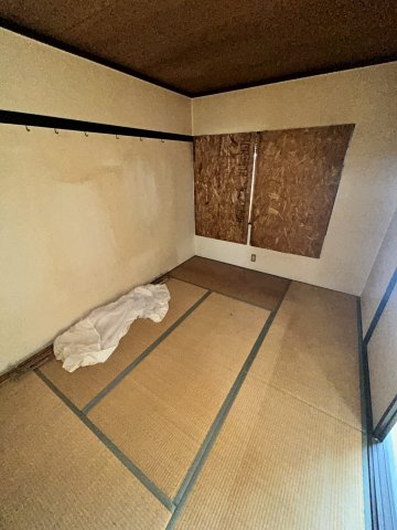 その他部屋・スペース　落ち着いて過ごせるお部屋なので、寝室にいかがでしょうか