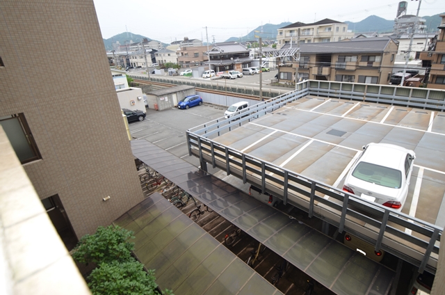 駐車場　立体駐車場