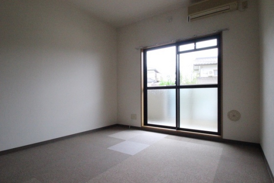 居室・リビング　※別部屋の写真です