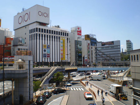 ショッピングセンター　上野 マルイ（ショッピングセンター）まで482m