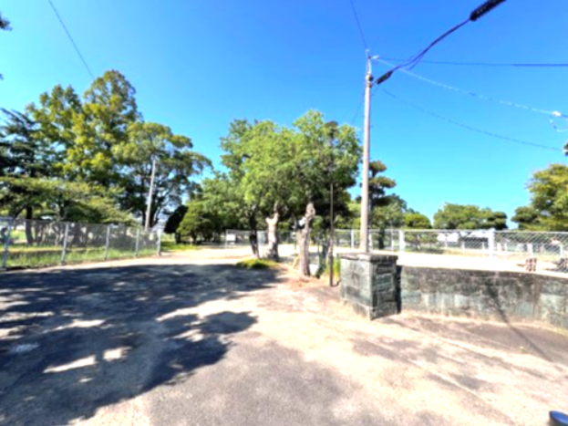 公園　徳島文化公園（公園）まで352m