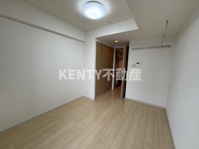 居室・リビング　こちらのリビングで趣味の時間をお楽しみください