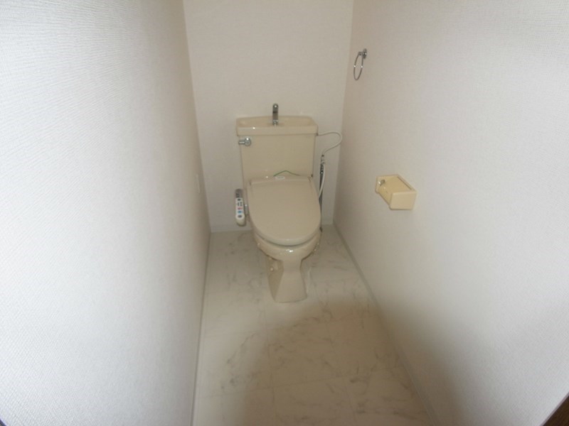 トイレ　別部屋写真